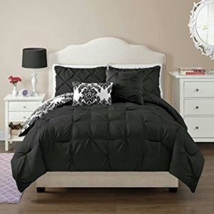 Comforter set